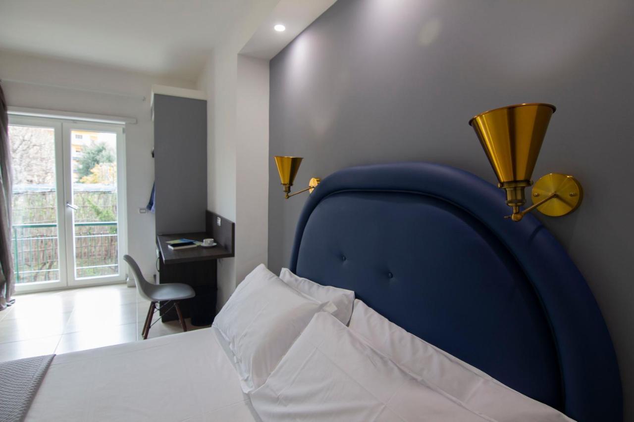 Mako Sorrento Suites Εξωτερικό φωτογραφία